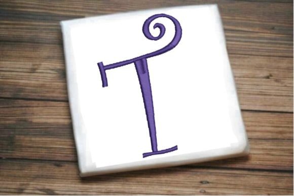Elegant T Monogram for Premium Handmade Goods